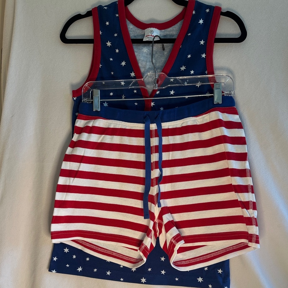 Hanna Andersson Red, White, and Blue Stars and Stripes Pajama Set Women